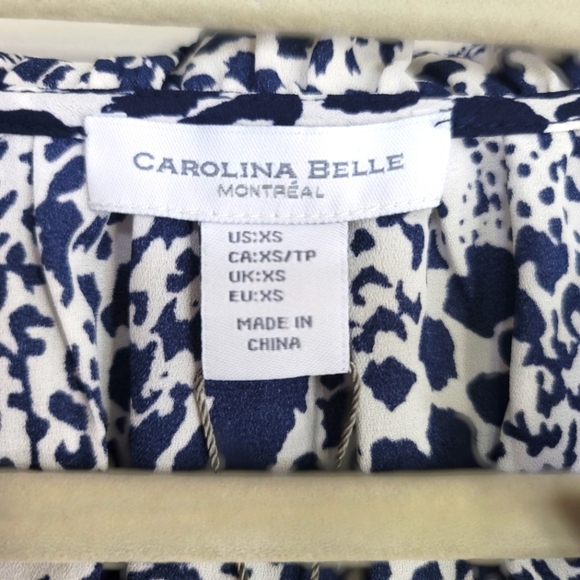 *NWT* Carolina Belle Black And White animal Print, V-neck Chiffon Blouse, Sz XS - Picture 2 of 5